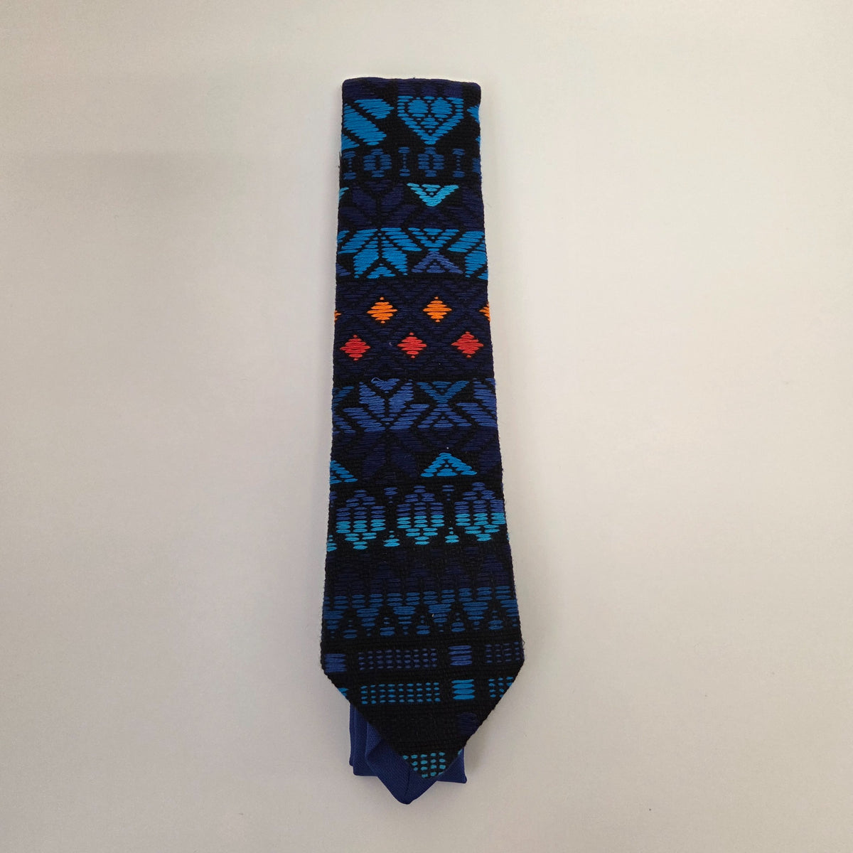 Noches handwoven Guatemalan huipil tie Style 4